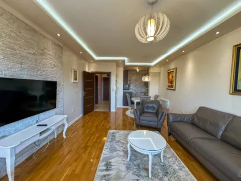 Izdavanje, dvosoban stan, 90m², Preko Morače, Podgorica - image 4