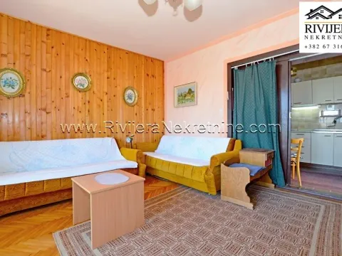 Prodaja, četvorosoban stan, 98m2, Igalo, Herceg Novi Prodaja, četvorosoban stan, 98m2, Igalo, Herceg Novi