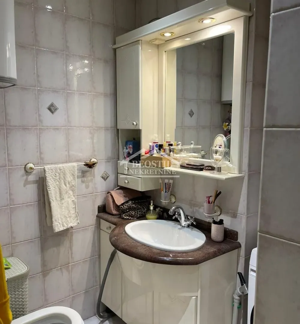 Sale, three bedroom apartment, 101m², Čukarica, Beograd