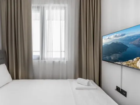 Sale, two bedroom apartment, 67m², Sveti Stefan, Budva - image 7