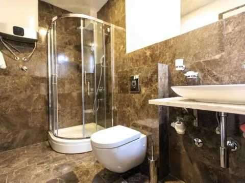 Rent, house, 150m², Reževići, Budva - image 11