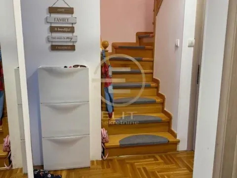 Sale, four bedroom apartment, 84m², Grbavica, Novi Sad Sve Podlokacije - image 11