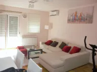 Prodaja, dvosoban stan, 64m², Kluz, Zvezdara Sve Podlokacije - image 1