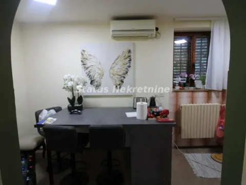 Prodaja, kuća, 198m², Sremska Kamenica, Petrovaradin - image 11