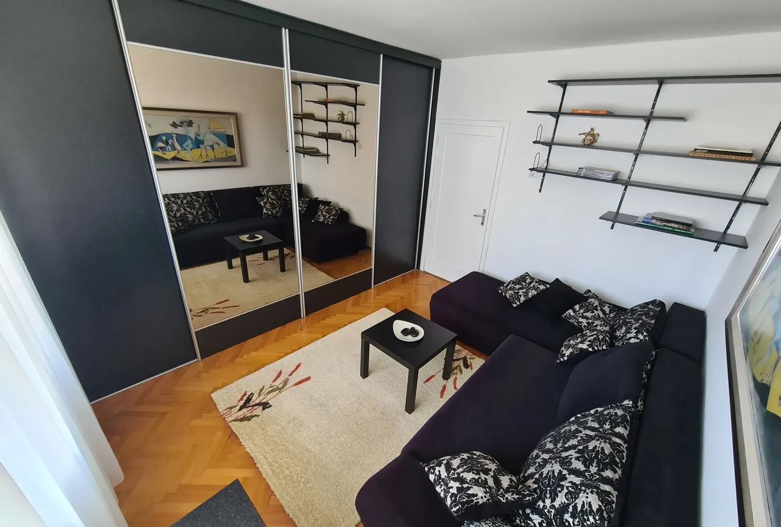 Izdavanje, dvosoban stan, 65m², Stara Varoš, Podgorica