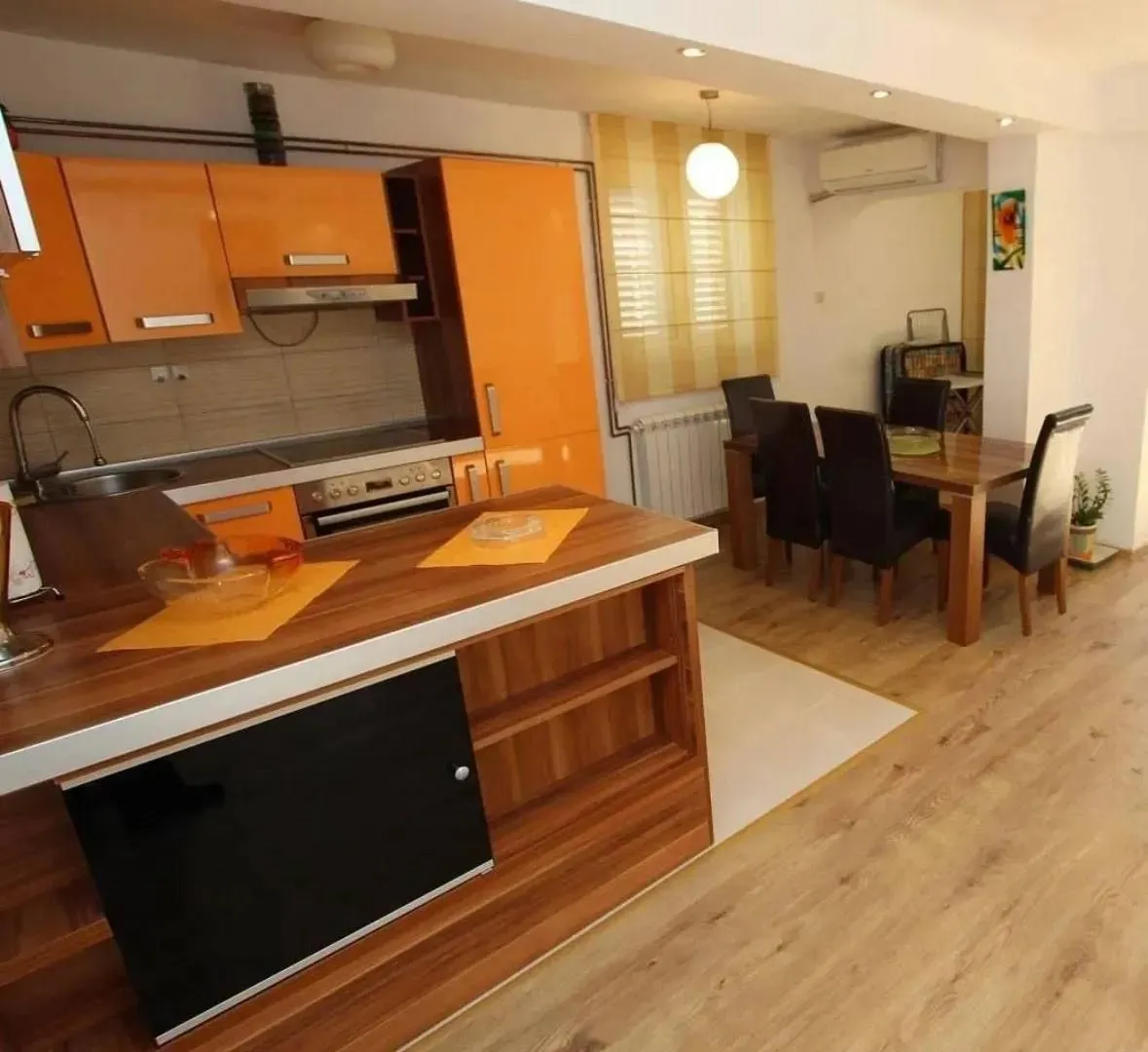 Rent, two bedroom apartment, 90m², Buljarica, Budva