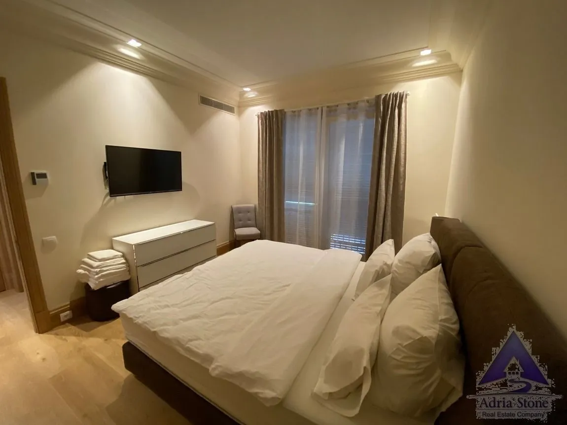 Prodaja, jednosoban stan, 76m², Porto Montenegro, Tivat