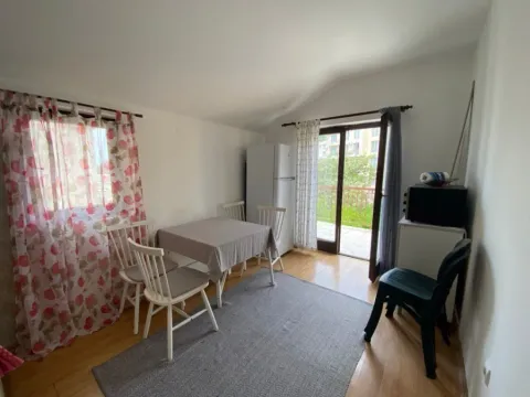 Sale, one bedroom apartment, 46m², Bečići, Budva - image 8
