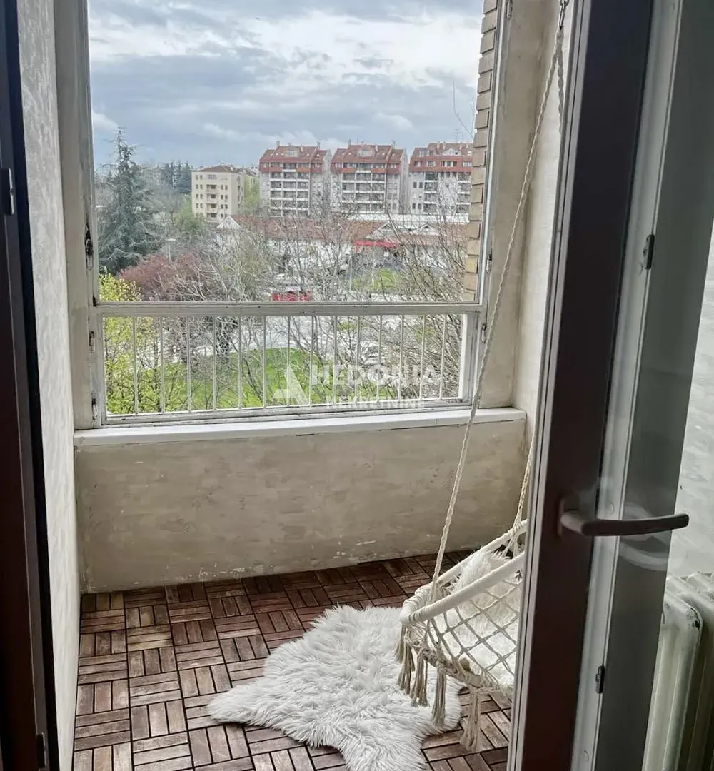 Prodaja, trosoban stan, 86m², Zvezdara Sve Podlokacije, Beograd