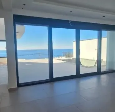 Sale, house, 250m², Utjeha, Ulcinj - image 9