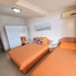 Rent, one bedroom apartment, 50m², Tivat, Crna Gora - image 7