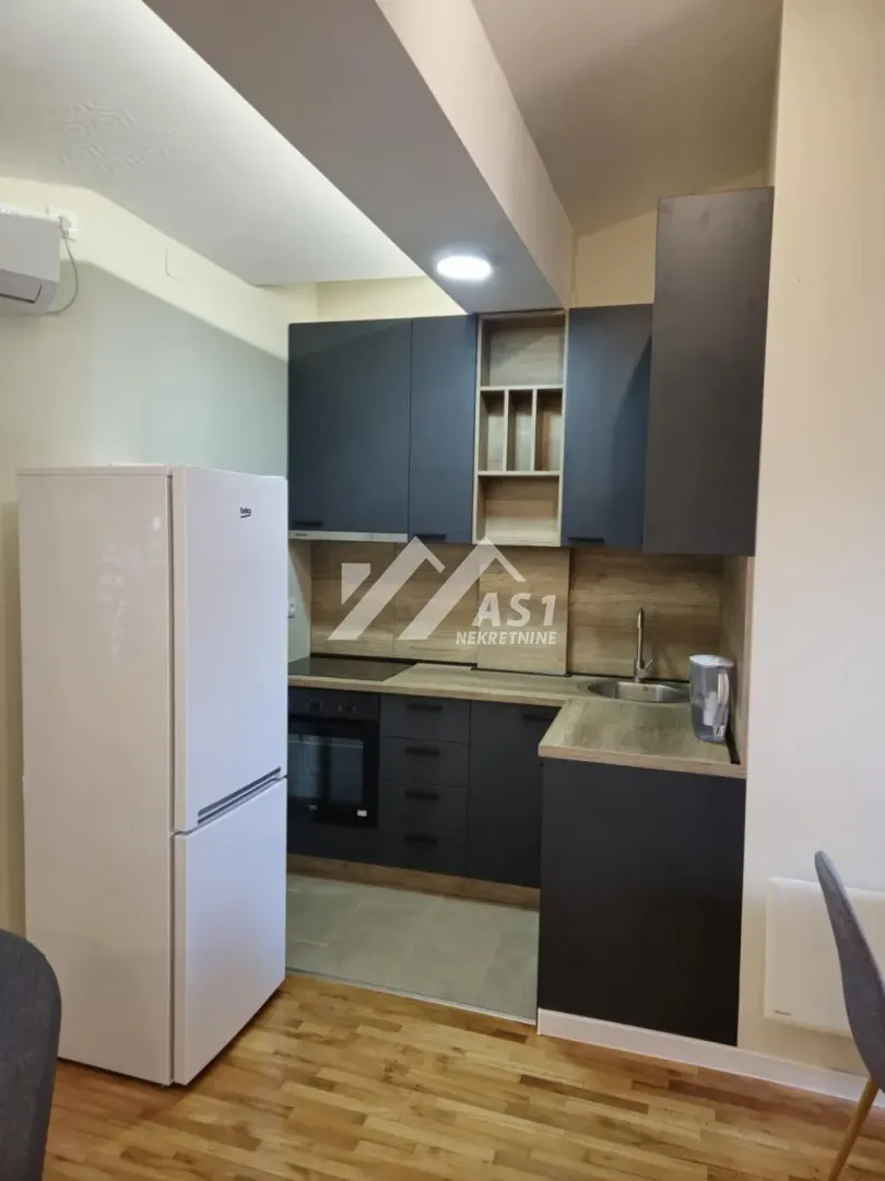 Izdavanje, dvosoban stan, 52m², Podbara, Novi Sad Sve Podlokacije