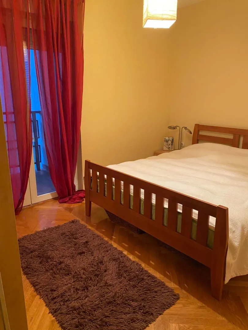 Rent, one bedroom apartment, 42m², Blok 6, Podgorica