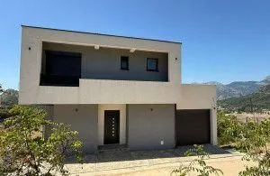 Prodaja, kuća, 135m², Bar, Crna Gora