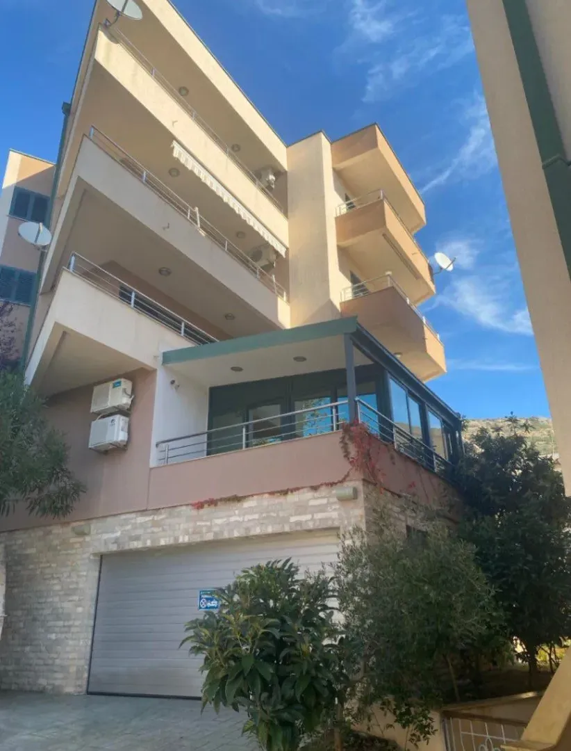 Sale, one bedroom apartment, 44m², Petrovac, Budva