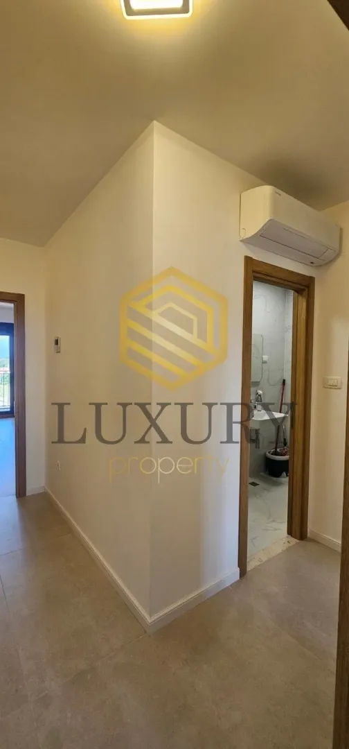 Izdavanje, dvosoban stan, 61m², Tološi, Podgorica