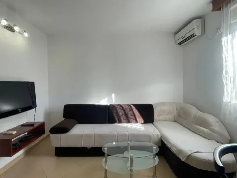 Sale, one bedroom apartment, 42m², Budva, Crna Gora - image 9