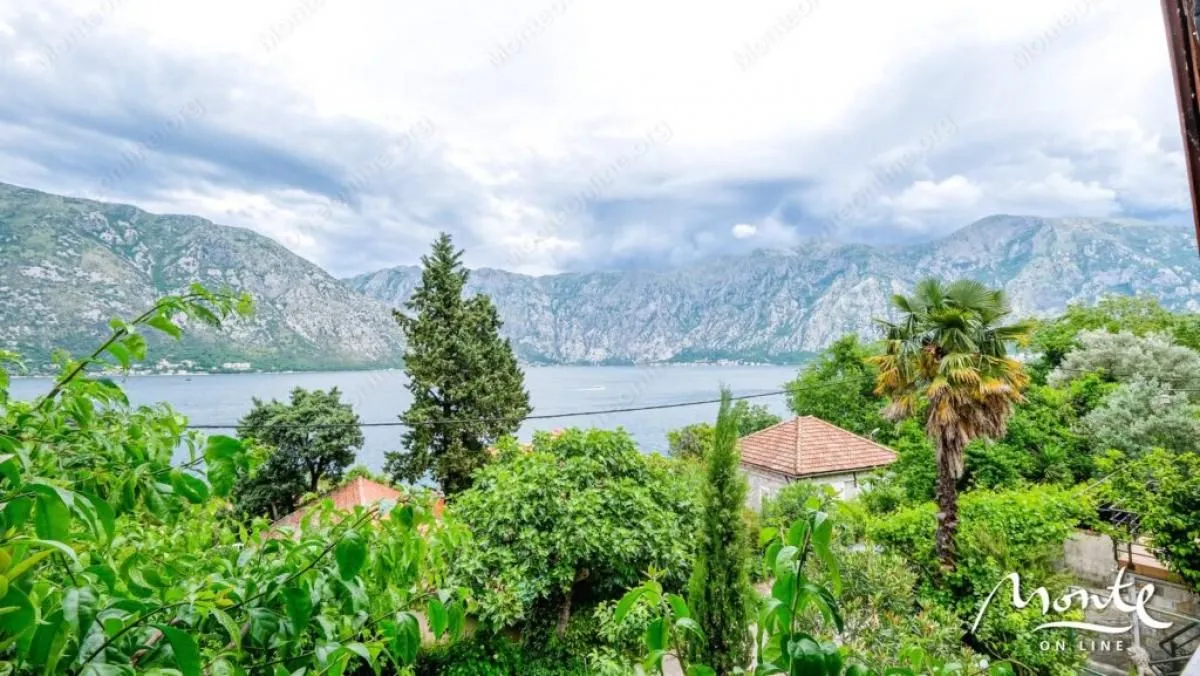 Sale, house, 100m², Stoliv, Kotor