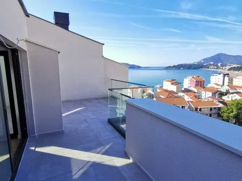 Sale, two bedroom apartment, 204m², Rafailovići, Budva - image 1