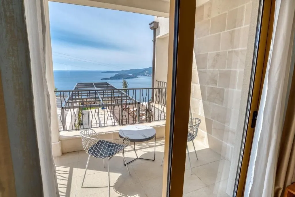Prodaja, kuća, 450m², Tudorovići, Budva