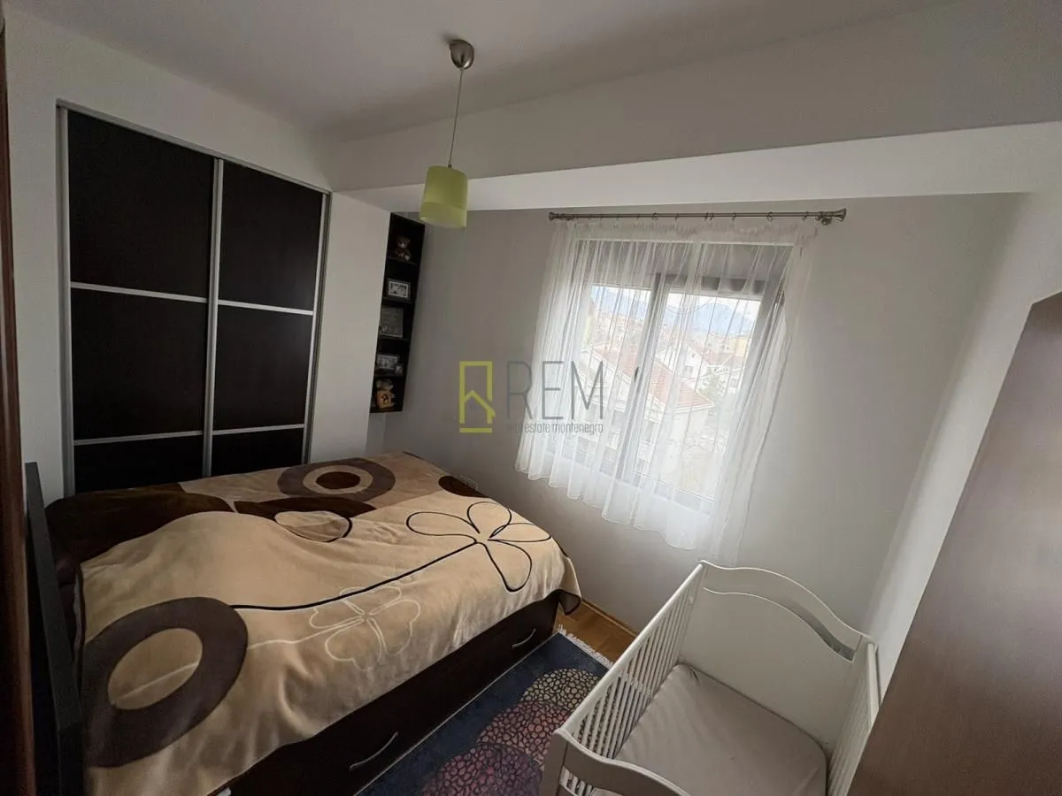 Prodaja, trosoban stan, 97m², Stari Aerodrom, Podgorica