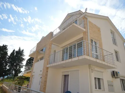 Prodaja, trosoban stan, 100m², Baošići, Herceg Novi - image 9