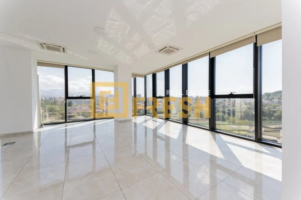 Rent, office space, 100m², Preko Morače, Podgorica