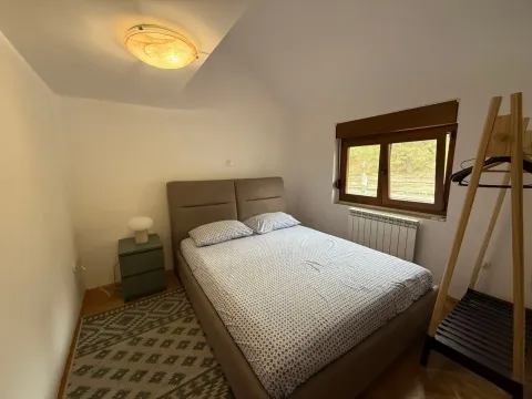 Izdavanje, stan, 300m², Gorica C, Podgorica - image 4