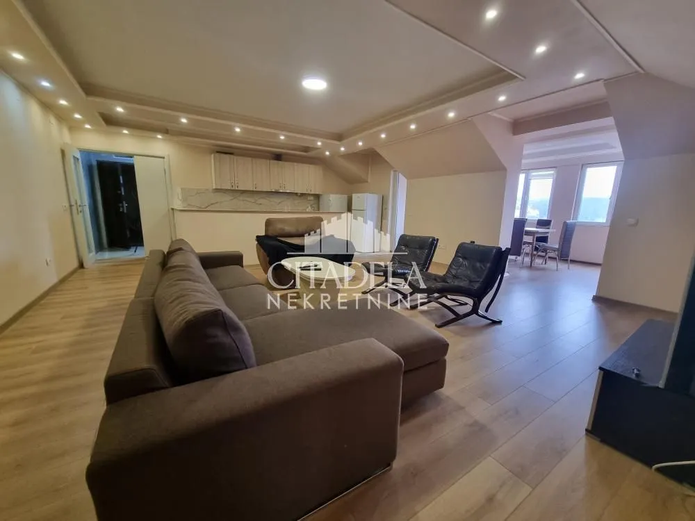 Rent, apartment, 134m², Čukarica, Beograd