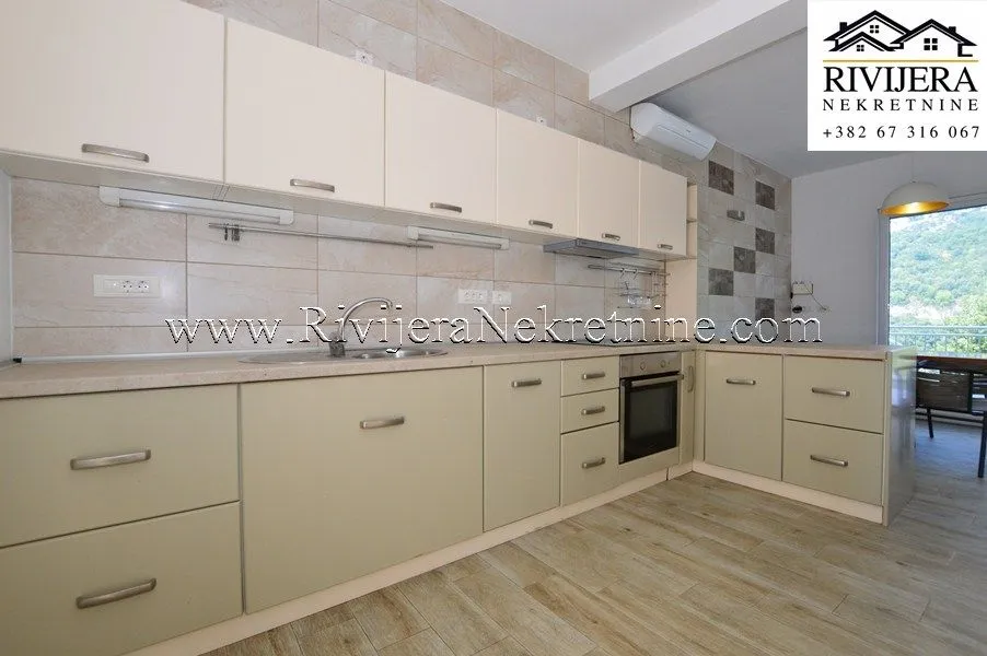Prodaja, kuća, 204m², Savina, Herceg Novi