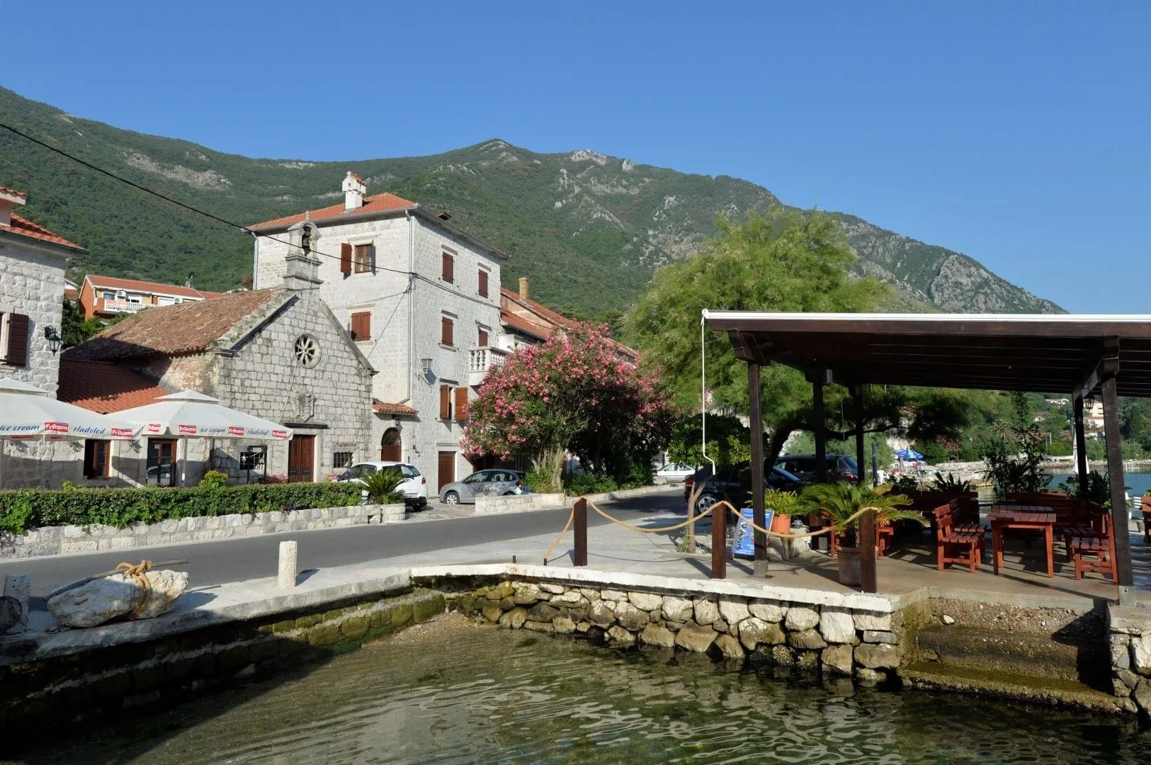Sale, house, 251m², Prčanj, Kotor
