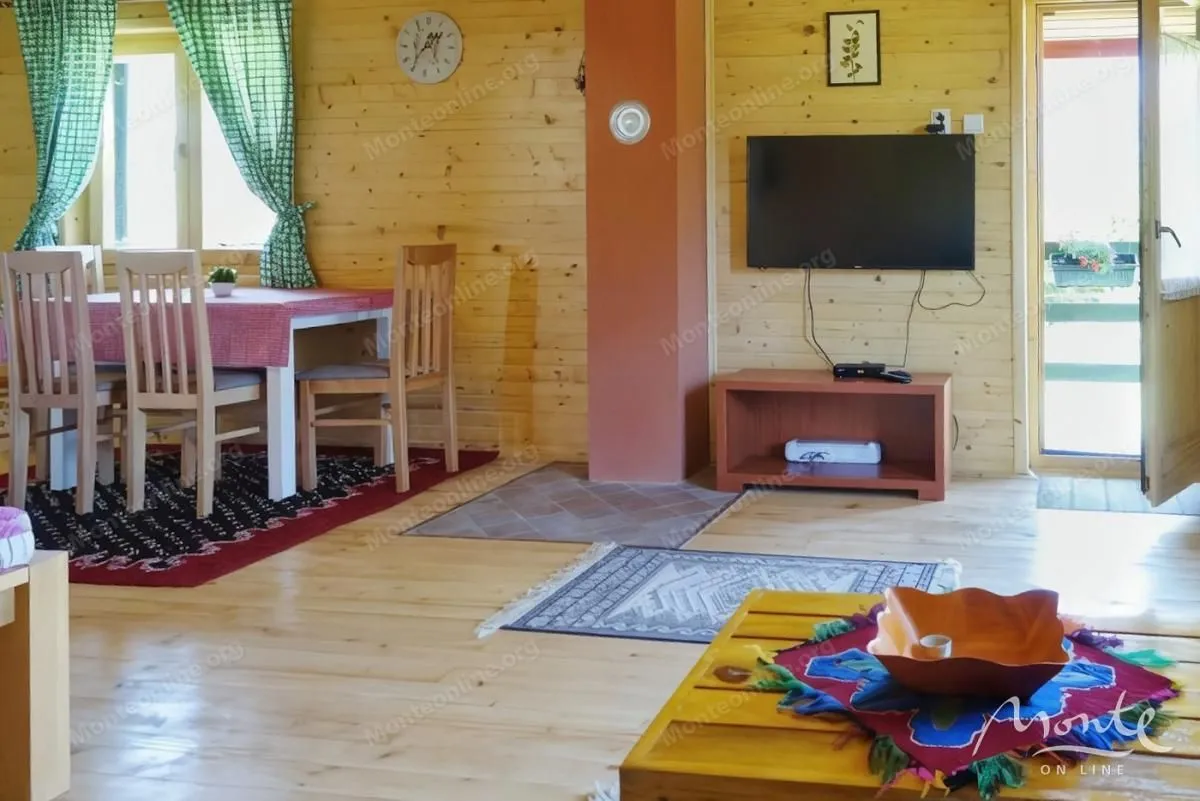 Sale, office space, 480m², Borje, Žabljak