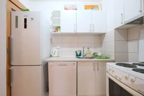 Sale, one bedroom apartment, 44m², Centar, Budva - image 4