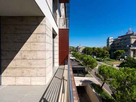 Sale, three bedroom apartment, 203m², Kod Capital Plaze, Podgorica - image 15