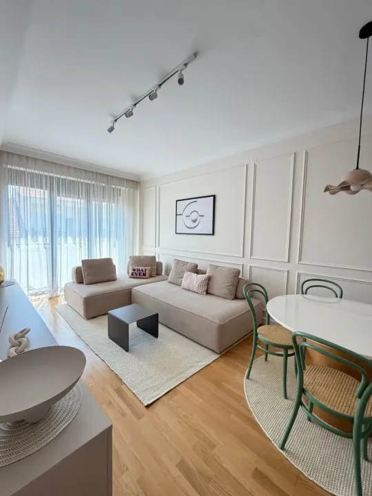 Rent, one bedroom apartment, 51m², Centar, Tivat