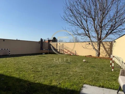 Prodaja, kuća, 165m², Petrovaradin, Novi Sad - image 62