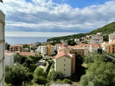 Sale, two bedroom apartment, 70m², Petrovac, Budva - image 3