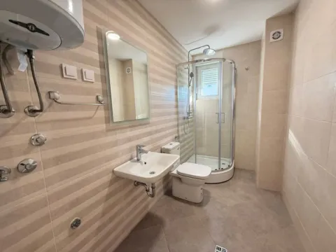 Sale, two bedroom apartment, 73m², Zabjelo, Podgorica - image 7