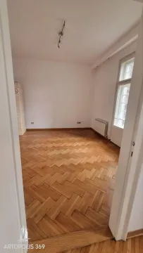Izdavanje, poslovni prostor, 90m², Stari Grad, Beograd - image 9