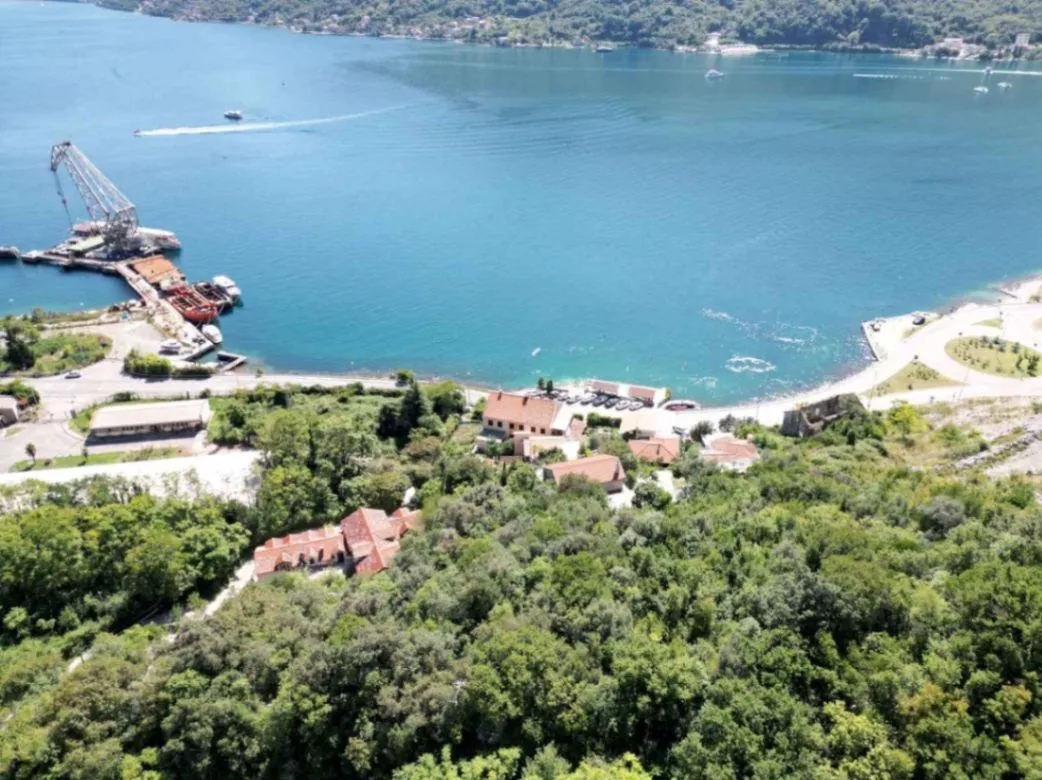 Prodaja, plac, 7000m², Lipci, Kotor