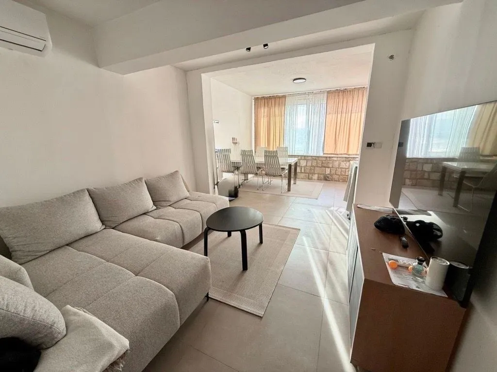 Sale, two bedroom apartment, 54m², Kamenovo, Budva