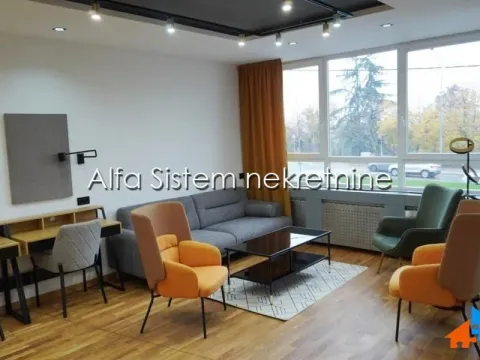 Rent, office space, 250m², Bogoslovija, Palilula Sve Podlokacije - image 1