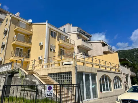 Prodaja, kuća, 479m², Budva, Crna Gora
