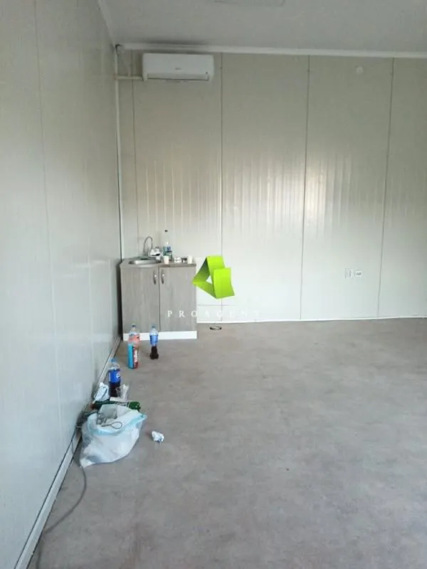 Rent, office space, 240m², Medijana, Niš