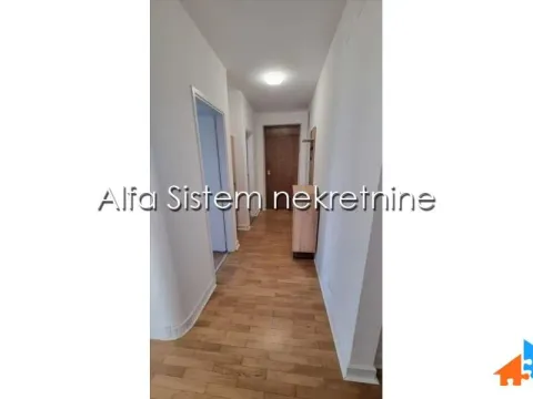 Rent, four bedroom apartment, 130m², Savski Venac, Beograd - image 17