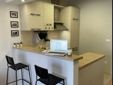 Izdavanje, jednosoban stan, 45m², Kalimanj, Tivat - image 6