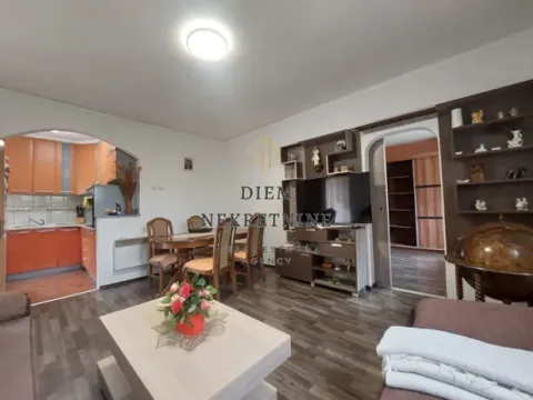 Rent, two bedroom apartment, 70m², Škaljari, Kotor - image 2