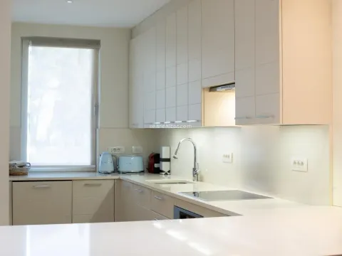 Prodaja, dvosoban stan, 115m², Porto Montenegro, Tivat - image 11