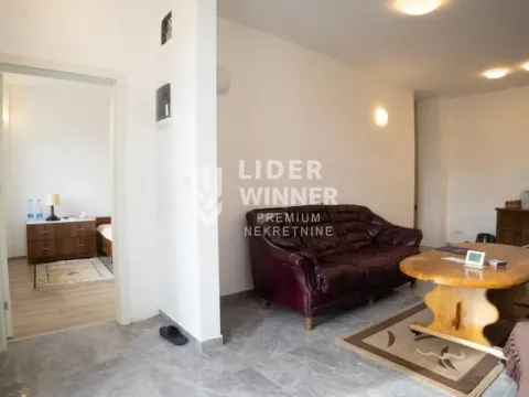 Sale, three bedroom apartment, 70m², Resnik, Beograd - image 3