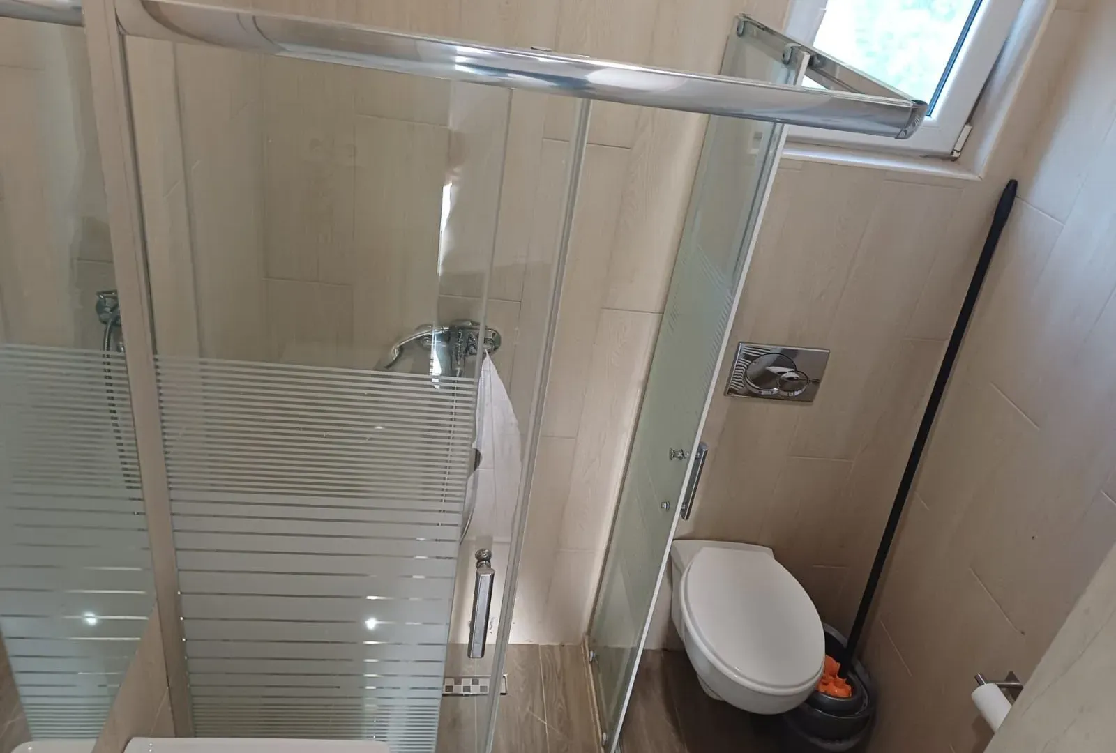 Izdavanje, dvosoban stan, 60m², Zelenika, Herceg Novi